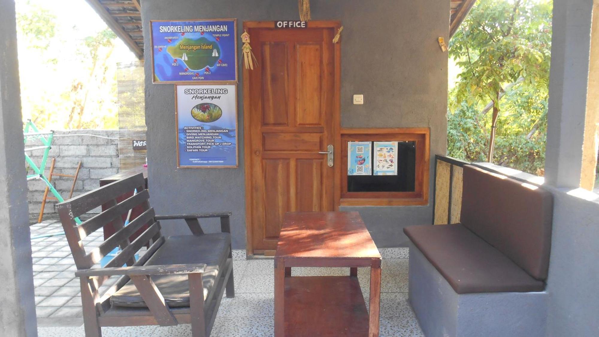 Banyuwedang Taman Menjangan Homestay By Snorkelingmenjangan מראה חיצוני תמונה