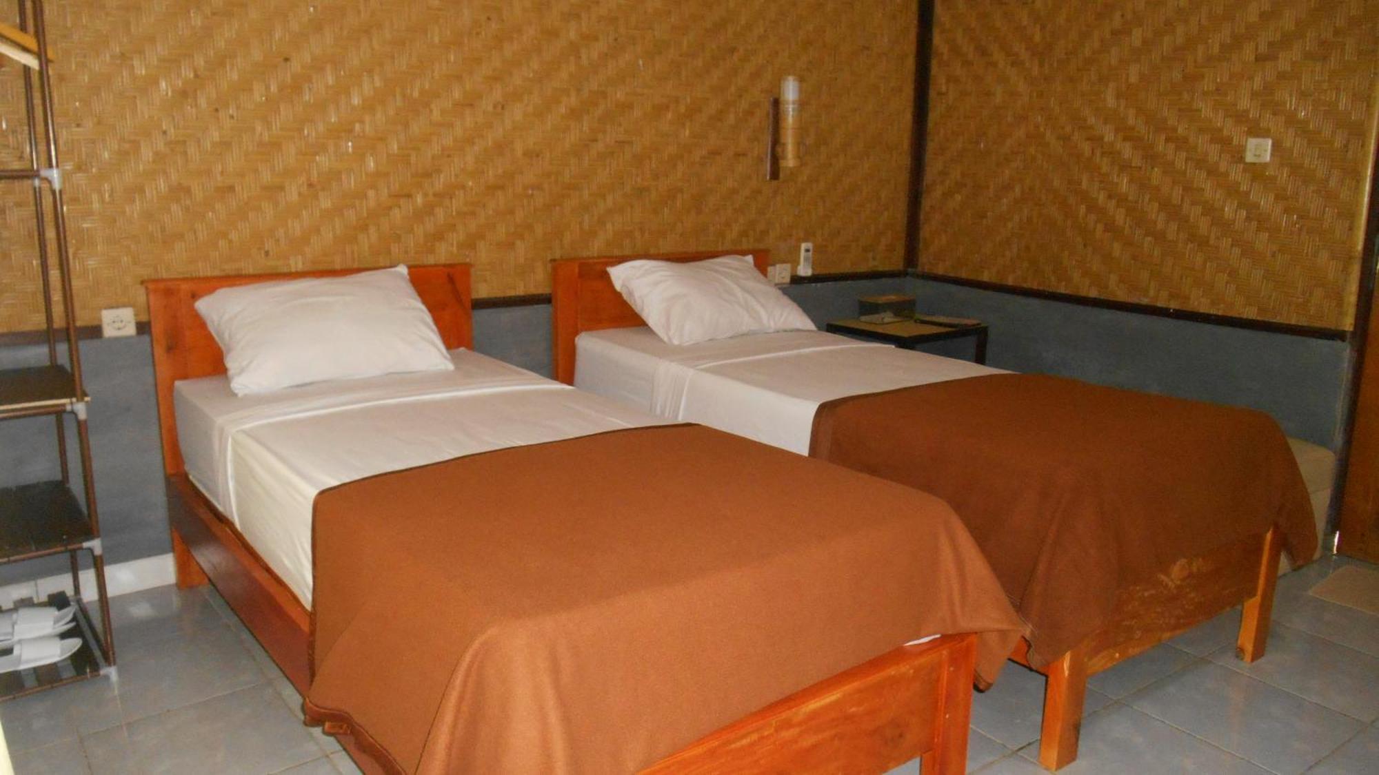 Banyuwedang Taman Menjangan Homestay By Snorkelingmenjangan מראה חיצוני תמונה